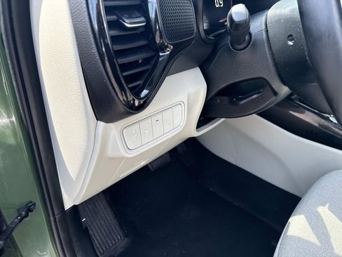 Used 2023 Kia Soul EX FWD image 21