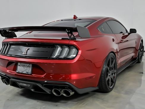Used 2020 Ford Mustang Shelby GT500 w/ Carbon Fiber Track Pack RWD image 12