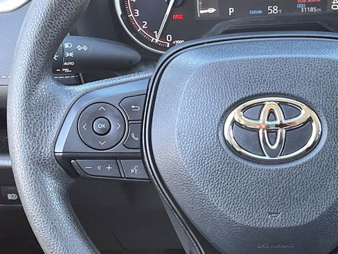 Used 2025 Toyota RAV4 XLE image 12