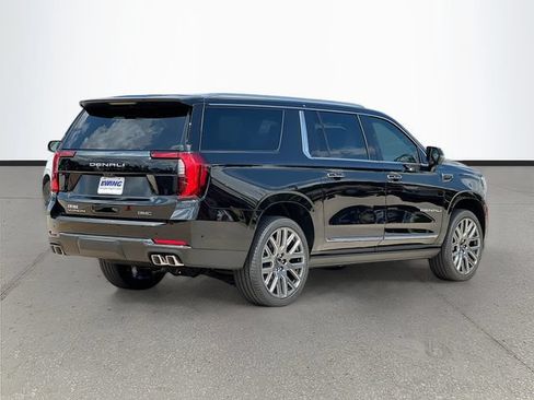 New 2026 GMC Yukon XL Denali Ultimate AWD/4WD image 4
