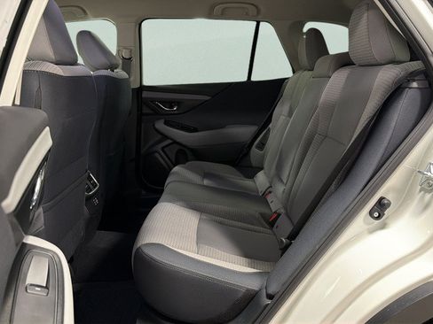 Certified 2025 Subaru Outback Premium AWD/4WD image 31