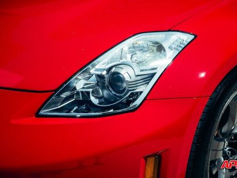 Used 2008 Nissan 350Z NISMO RWD image 49