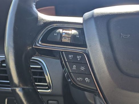 Used 2023 Lincoln Navigator Reserve image 23