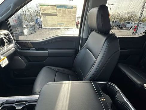 New 2025 Ford F250 Lariat w/ FX4 Off-Road Package image 27