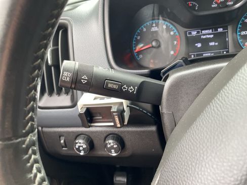 Used 2015 Chevrolet Colorado Z71 AWD/4WD image 23