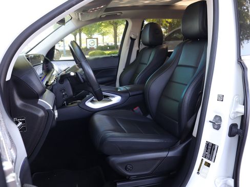 Used 2020 Mercedes-Benz GLS 450 4MATIC image 9