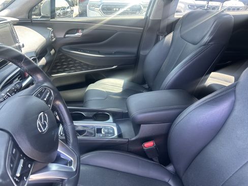 Used 2019 Hyundai Santa Fe FWD image 17