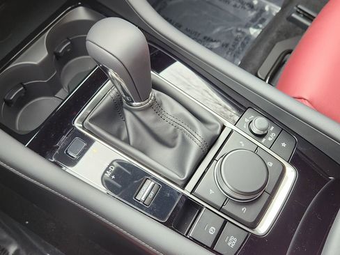 New 2026 MAZDA MAZDA3 Hatchback w/ Appearance Package image 10