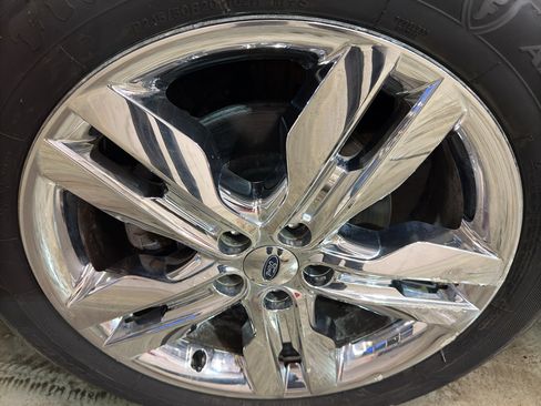 Used 2014 Ford Edge Limited w/ Equipment Group 301A AWD/4WD image 33