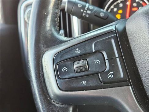 Used 2019 Chevrolet Silverado 1500 LT w/ Texas Edition image 13