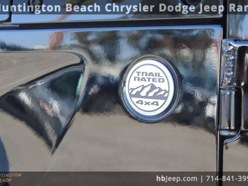 Used 2021 Jeep Wrangler Unlimited Islander image 7