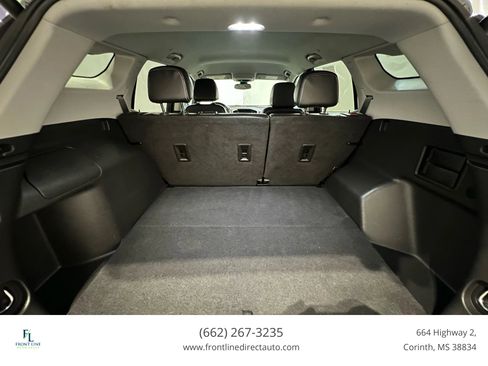 Used 2022 GMC Terrain SLT image 24