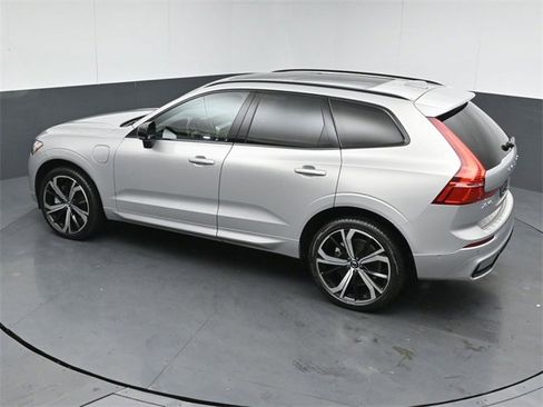 Used 2022 Volvo XC60 T8 R-Design w/ Advanced Package image 50