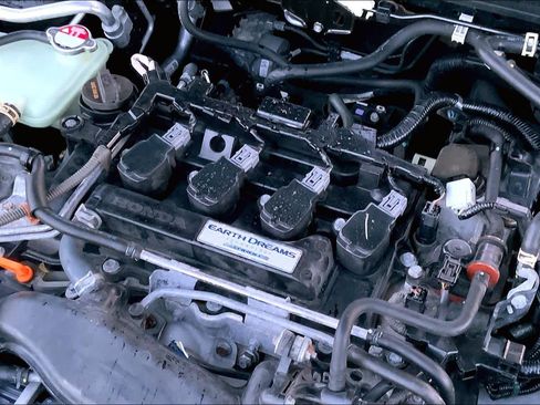 Used 2018 Honda Civic Sport image 30