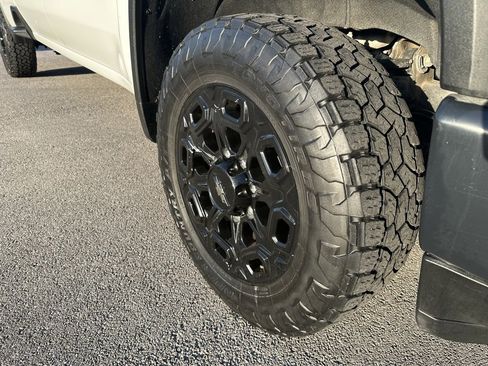 Used 2022 Chevrolet Silverado 2500 W/T w/ WT Convenience Package image 7