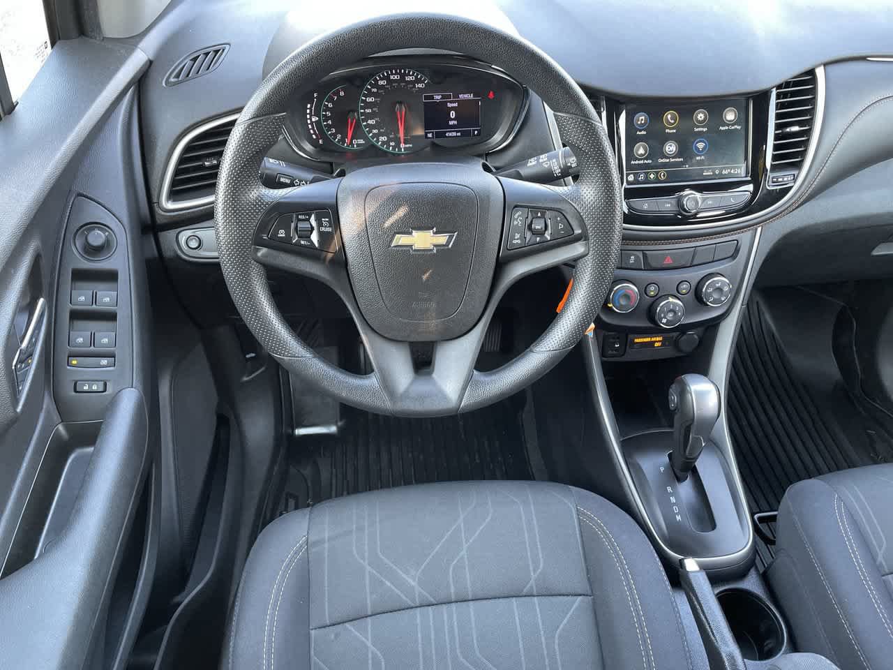 Used 2019 Chevrolet Trax LT FWD image 11