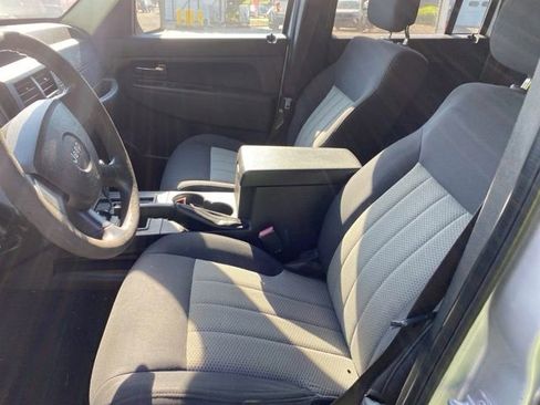 Used 2010 Jeep Liberty Sport w/ Popular Equipment Group AWD/4WD image 19