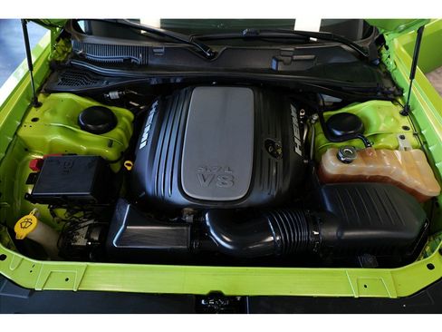 Used 2015 Dodge Challenger R/T Plus RWD image 10