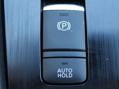 Used 2021 Nissan Rogue SV w/ Premium Package image 41