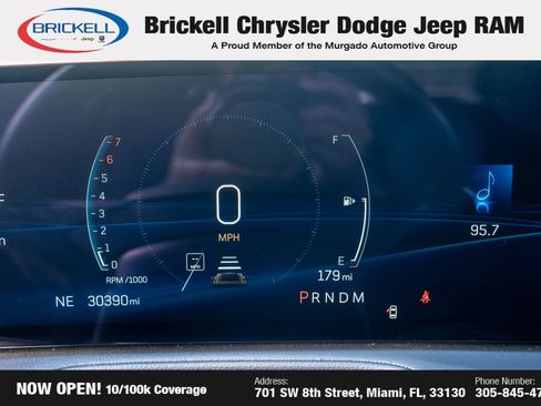 Used 2025 Cadillac XT4 Premium Luxury image 35