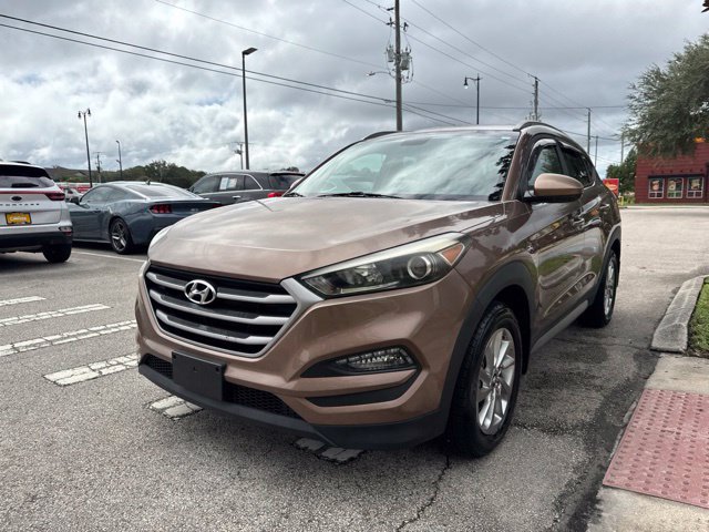 Used 2017 Hyundai Tucson SE w/ SE Popular Package 02 FWD image 4