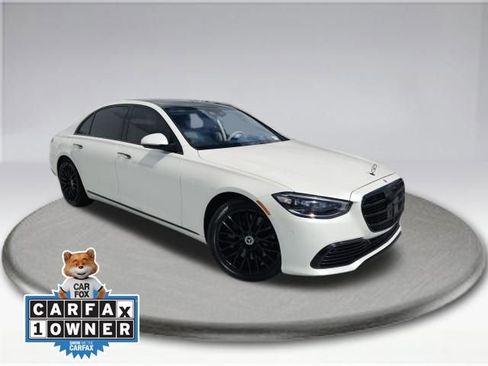 Used 2022 Mercedes-Benz S 500 4MATIC image 2