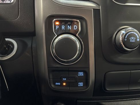 Used 2024 RAM 1500 Classic SLT image 35