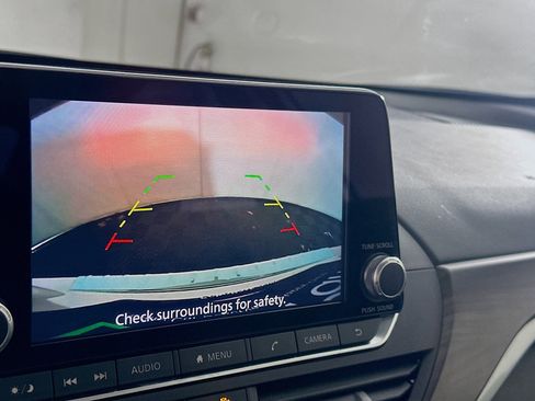 Used 2023 Nissan Altima 2.5 SV image 22