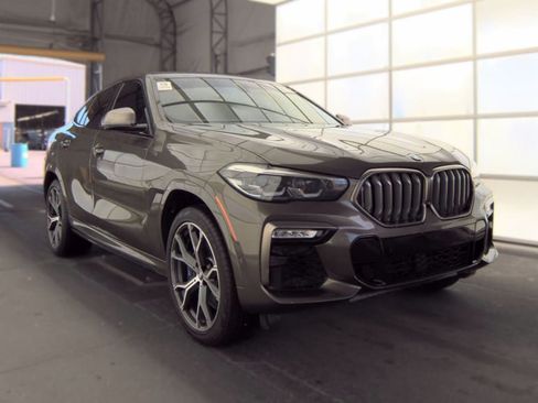 Used 2020 BMW X6 M50i w/ Premium Package AWD/4WD image 3