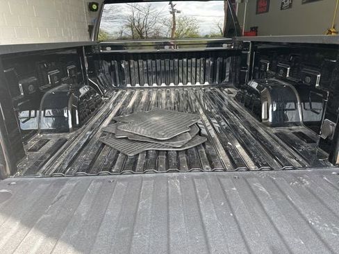 Used 2025 GMC Sierra 1500 Elevation AWD/4WD image 18