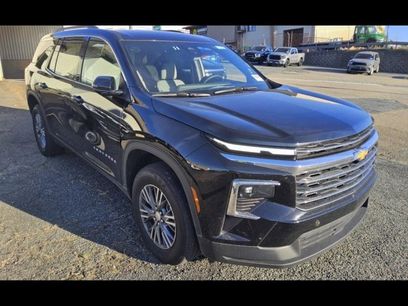 Certified 2025 Chevrolet Traverse LT