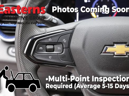 Used 2025 Chevrolet Trax LT FWD image 14