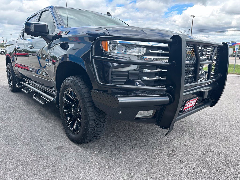 Used 2022 Chevrolet Silverado 1500 LTZ AWD/4WD image 6
