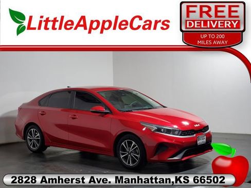 Used 2022 Kia Forte LXS w/ LXS Technology Package image 1