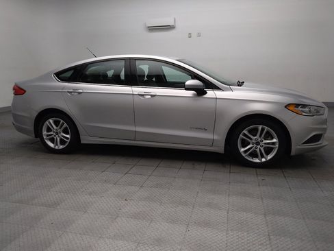 Used 2018 Ford Fusion S FWD image 11