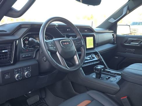 Used 2023 GMC Sierra 1500 AT4 w/ Technology Package image 24