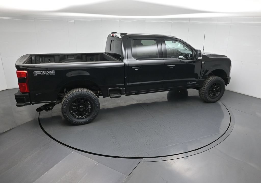 New 2026 Ford F250 Lariat w/ Black Appearance Package AWD/4WD image 39