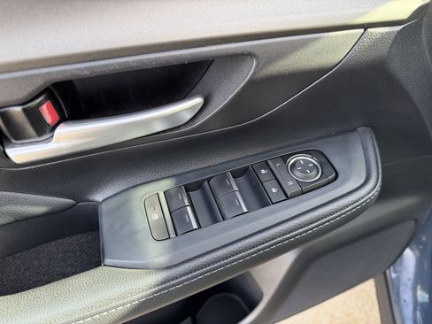 Certified 2024 Toyota Grand Highlander XLE image 10