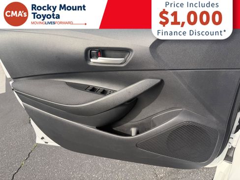 Used 2026 Toyota Corolla SE image 10