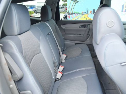 Used 2014 Chevrolet Traverse LS FWD image 38