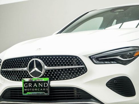 Used 2025 Mercedes-Benz CLA 250 image 2
