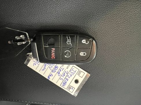 Used 2015 Jeep Grand Cherokee Overland RWD image 30