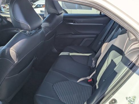 Used 2023 Toyota Camry SE image 14