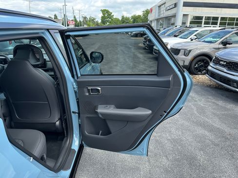 New 2027 Kia Seltos X-Line S w/ X-Line S Premium Package AWD/4WD image 18