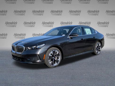 New 2026 BMW 530i w/ Convenience Package image 5