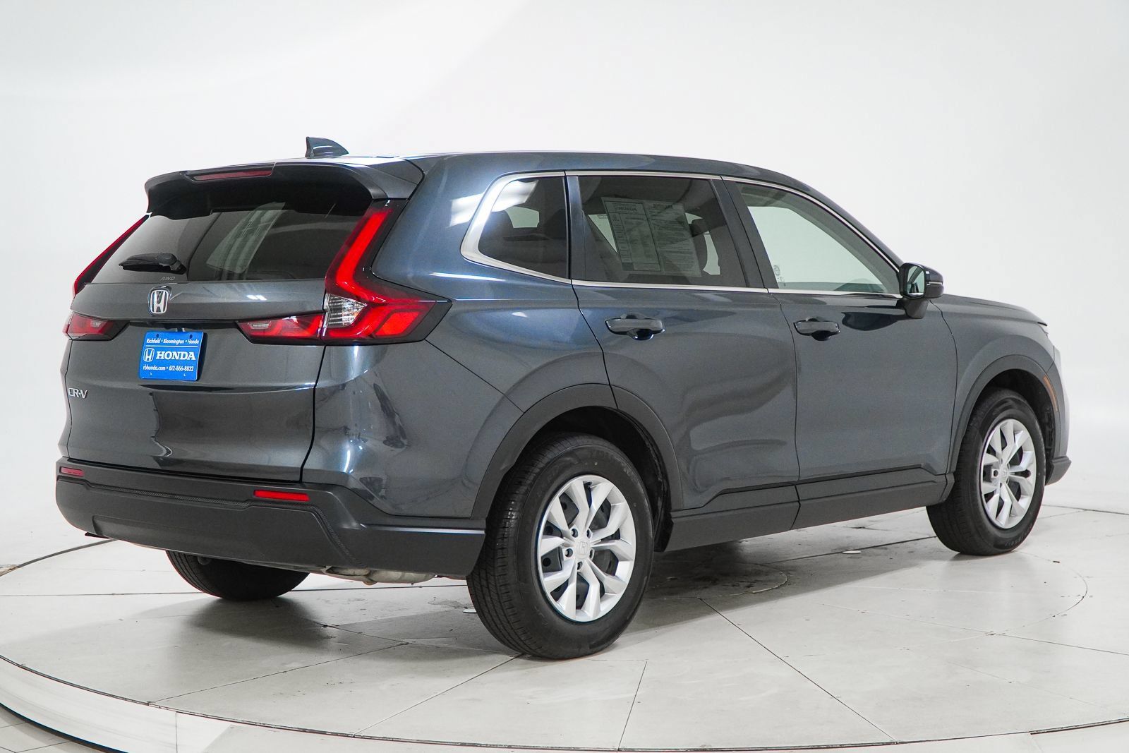 Used 2025 Honda CR-V LX image 10