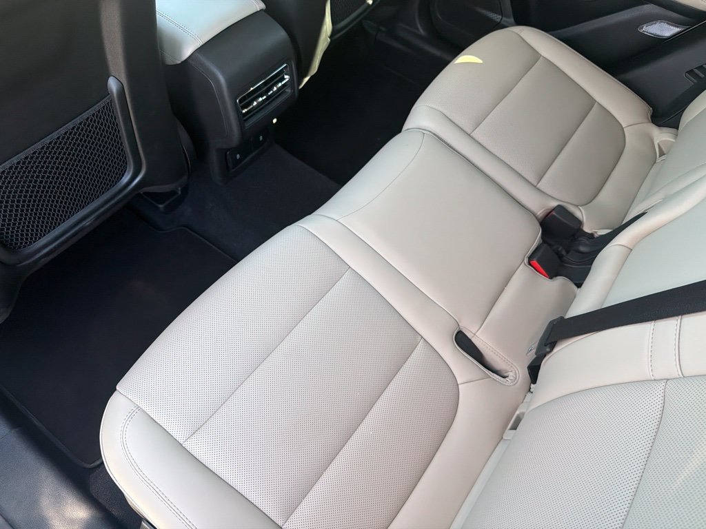 Used 2026 Lincoln Corsair Premiere AWD/4WD image 12