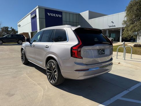 New 2026 Volvo XC90 B6 Plus w/ Protection Package Premier image 4