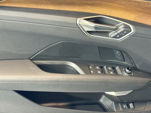 Used 2023 Audi e-tron GT Premium Plus image 17