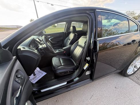 Used 2016 Buick Regal Premium image 11
